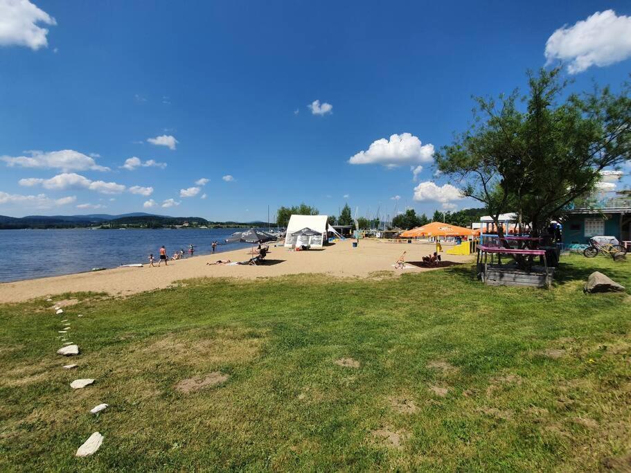 Relax Vila Lipno- Apartman V Podkrovi U Plaze Windy Point Černá v Pošumaví Exterior foto