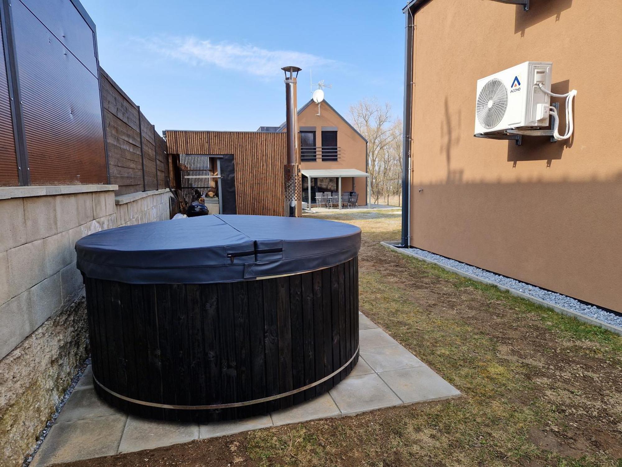 Relax Vila Lipno- Apartman V Podkrovi U Plaze Windy Point Černá v Pošumaví Exterior foto