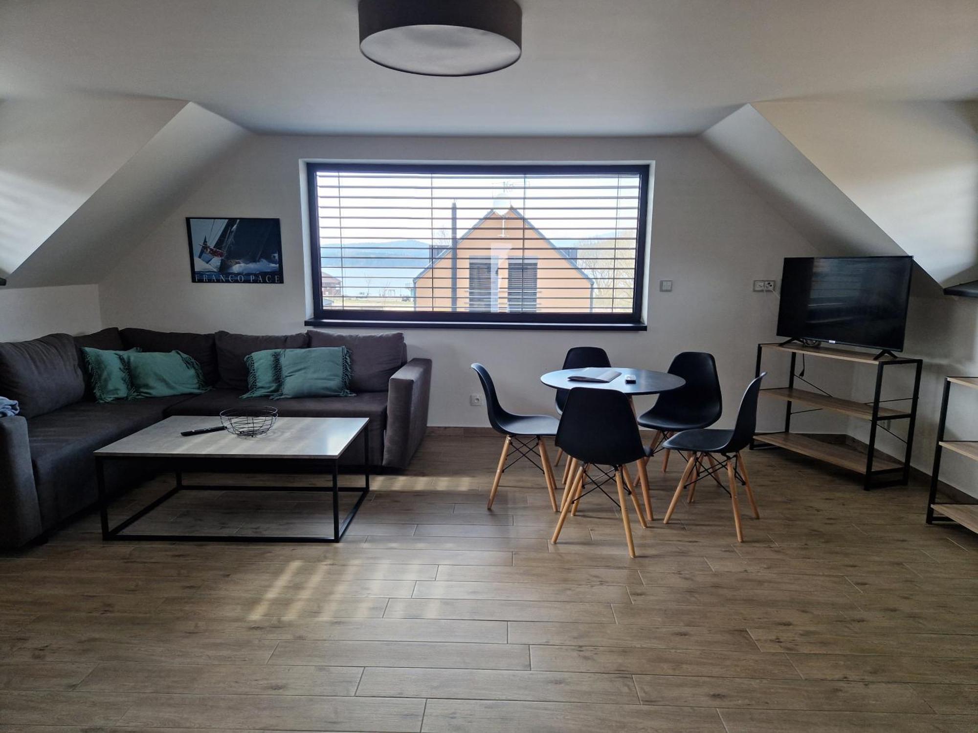 Relax Vila Lipno- Apartman V Podkrovi U Plaze Windy Point Černá v Pošumaví Exterior foto