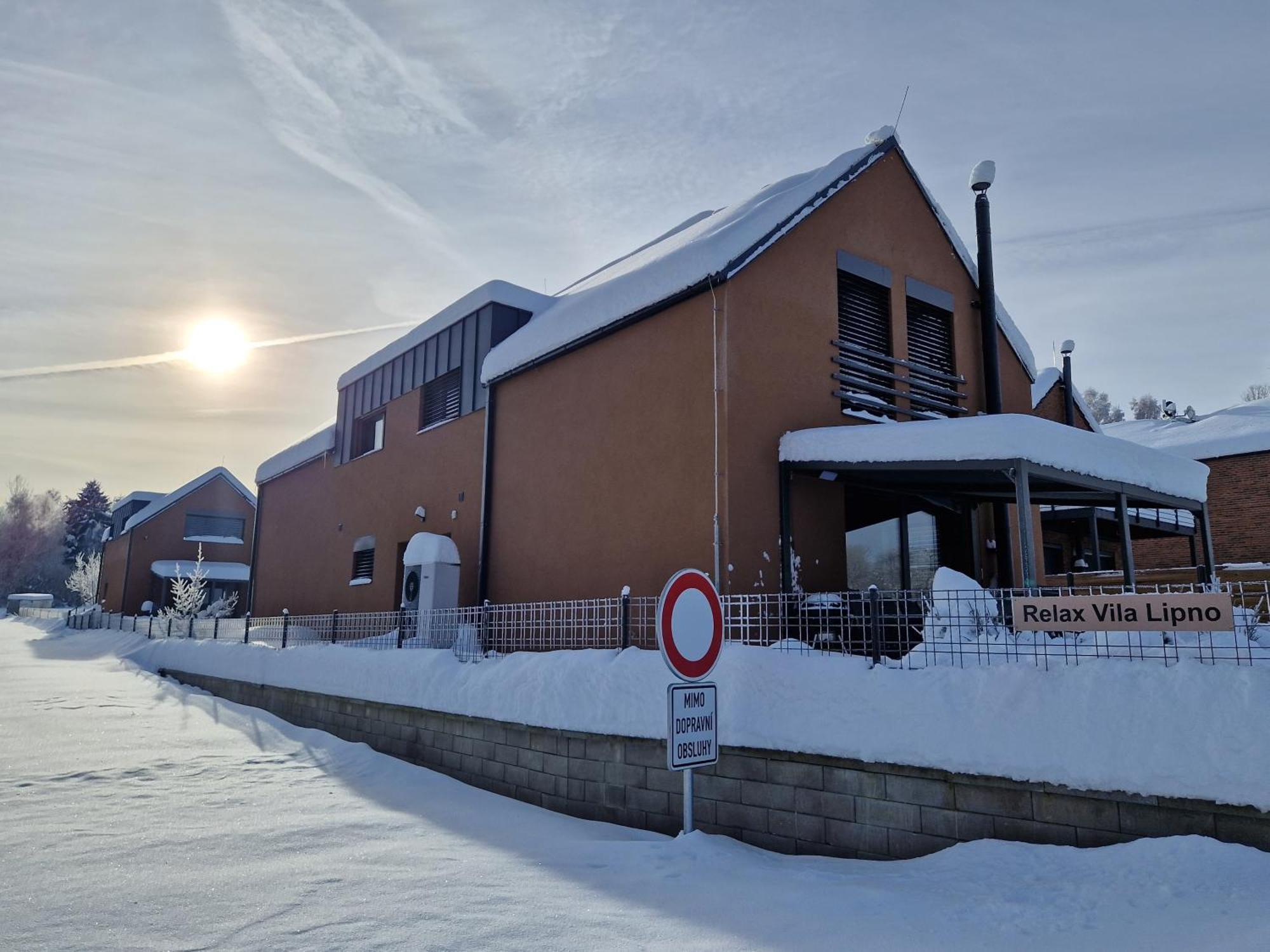 Relax Vila Lipno- Apartman V Podkrovi U Plaze Windy Point Černá v Pošumaví Exterior foto