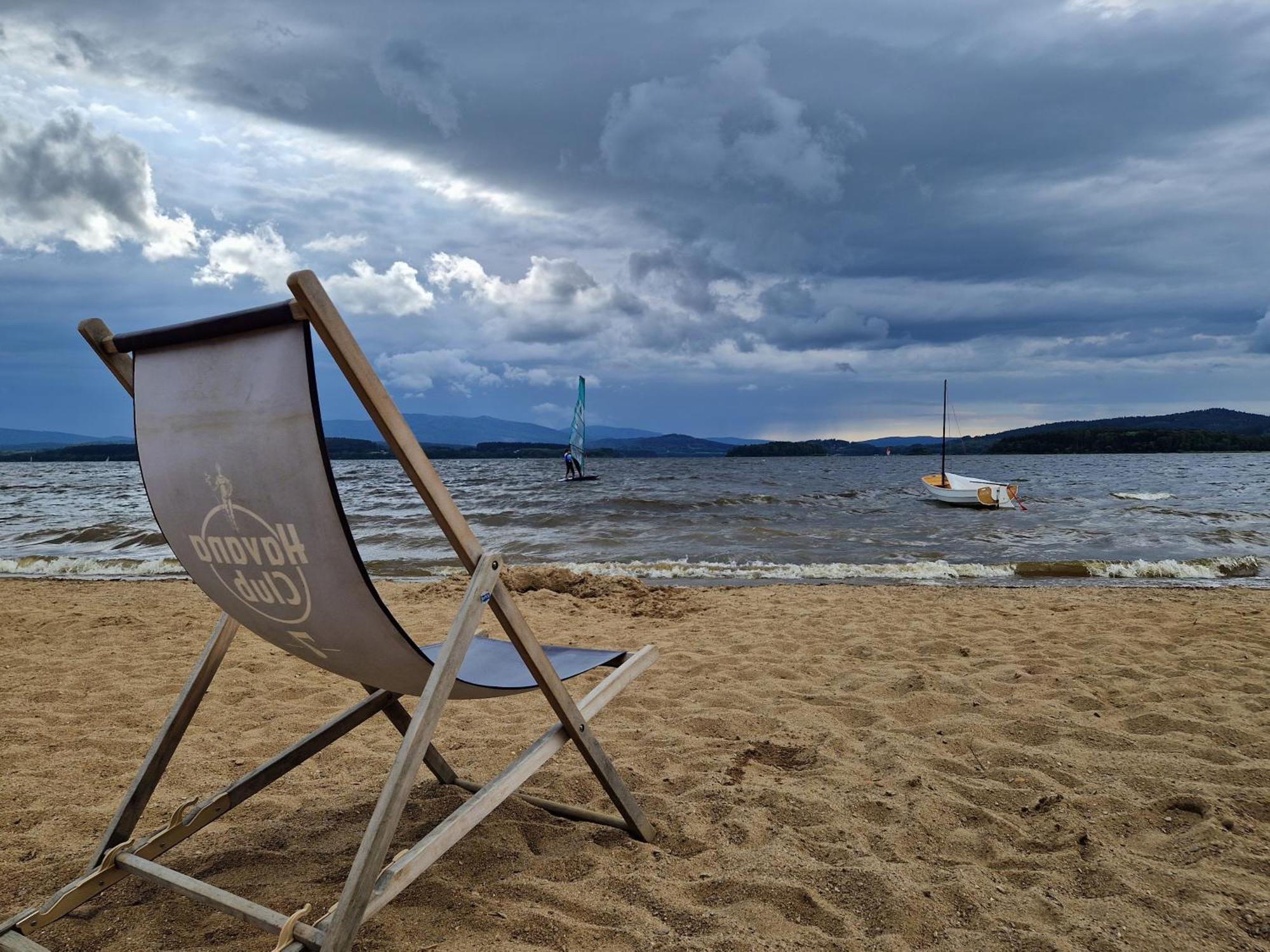 Relax Vila Lipno- Apartman V Podkrovi U Plaze Windy Point Černá v Pošumaví Exterior foto